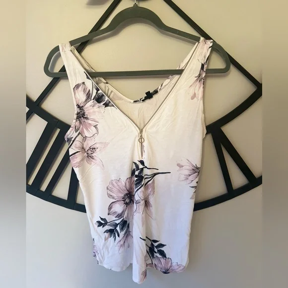 Dynamite top - Picture 1 of 2